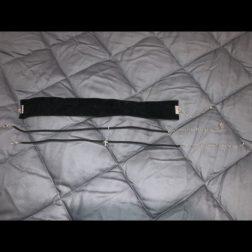 Pack of choker necklaces